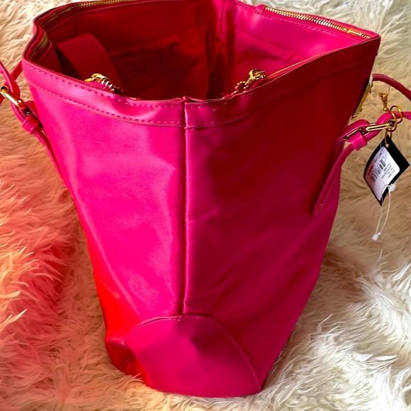 NWT Bebe Hot Barbie pink Tote Handbag - Picture 12 of 13